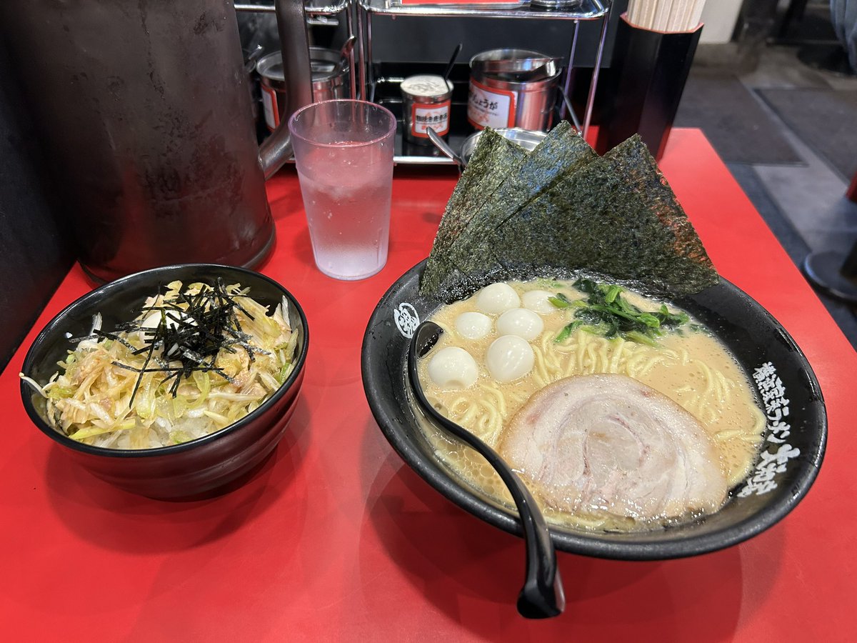 Uz72_'s tweet photo. はみ出したい ん〜 変われないの
自由型のいい子は 好き放題 https://t.co/87C5E9VtSY