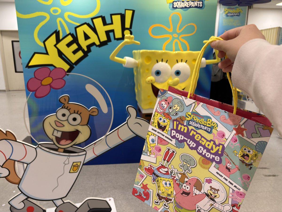 sk_mag_'s tweet image. 今日からのスポンジボブのPOPUP行ってきた🧽🫧
限定ショッパーも会場も可愛かったよ〜🥹
明日明後日ミーグリあるみたいだしめいめいたち行くのかな💨
@mei_asami_12 @luv02_uran @volbic_xx
#スポンジボブ #POPUP