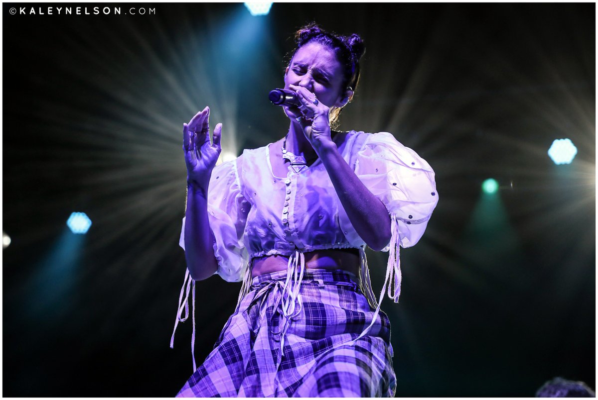 KaleyNelson12's tweet image. #LauraVall of @ThieveryCorpDC #ThieveryCorporation #LiveMusic #Music #ConcertPhotography #Canon @CanonUSA @Greek_Theatre @LiveNation_LA