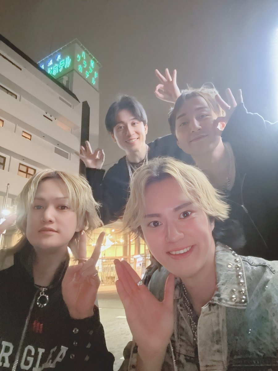 八尾グランドご来場くださり有難う御座いました‼️
はじめてお邪魔させていただいたのにも関わらず、皆様暖かく声援を送ってくださりめちゃくちゃ嬉しかったです‼️
そして、呼んでくださった近江飛龍座長、本当に有難う御座いました🐉
今後ともよろしくお願いいたします🙇‍♂️

#近江飛龍劇団
#ゲンセン