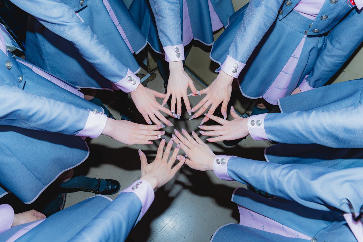 mizuno_mana118's tweet photo. Rootmimi新体制お披露目ライブありがとうございました🐰💞

この日のために沢山頑張ってきたのでみんなの顔見た瞬間嬉しすぎて涙出そうでした🥲
たくさんの水色本当にありがとう（ ; ; ）
これからこの素敵なグループで上を目指して頑張ります！

これからアイドルのまなをよろしくね🫶🏻 https://t.co/jdKmaaHqni