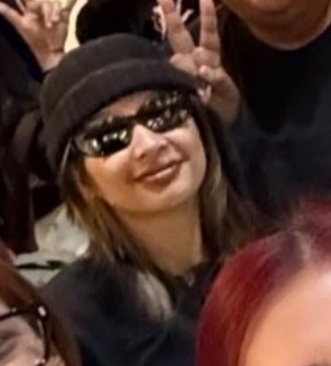 WHAT THE F*CKSKSJSKSKSKS BEANIE COLET IS BACK Y’ALL!!!!! AAAAAHHHHHCKKKKKKK ANG POGANDAAA