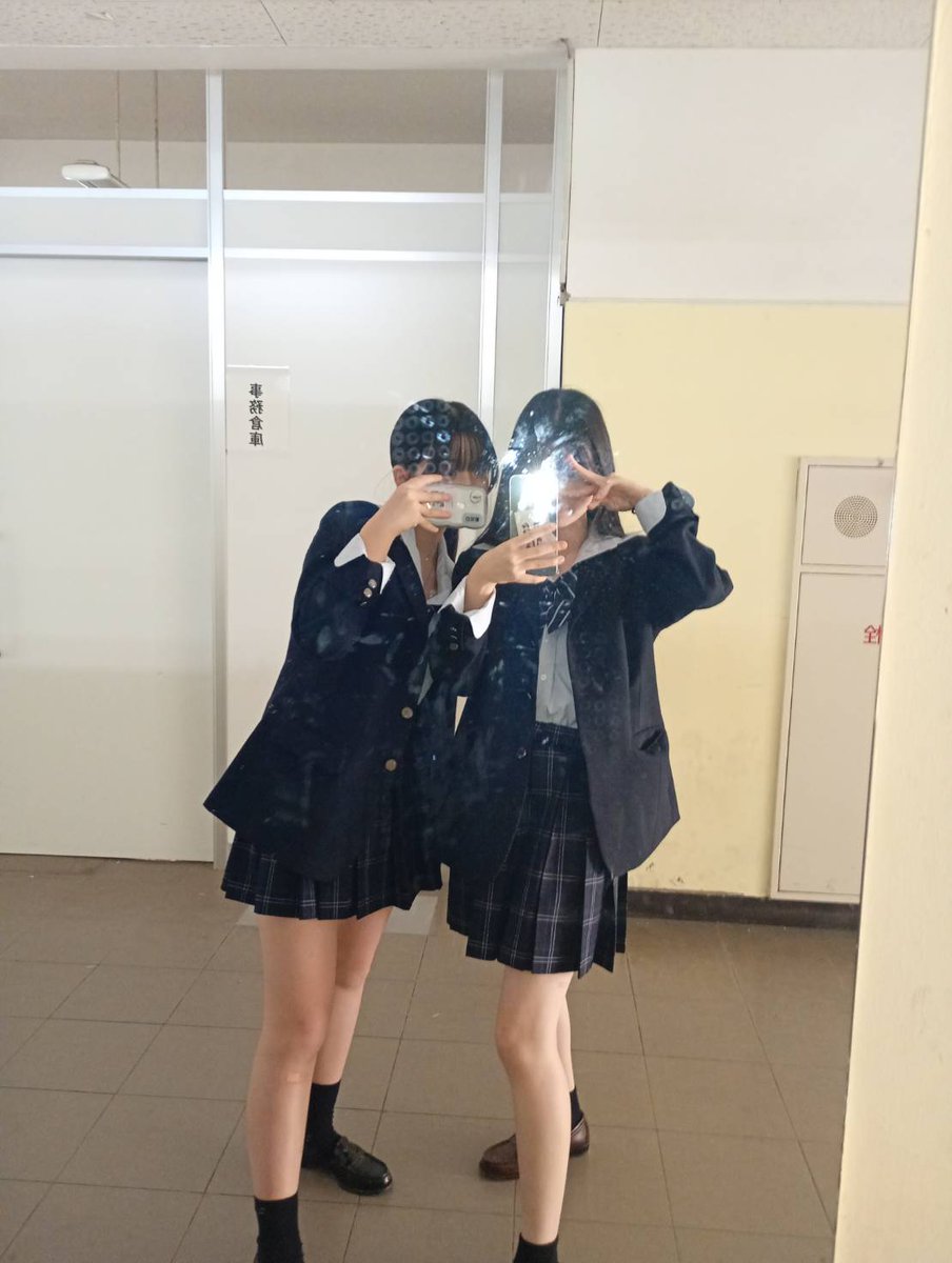 半めん魚 tweet media
