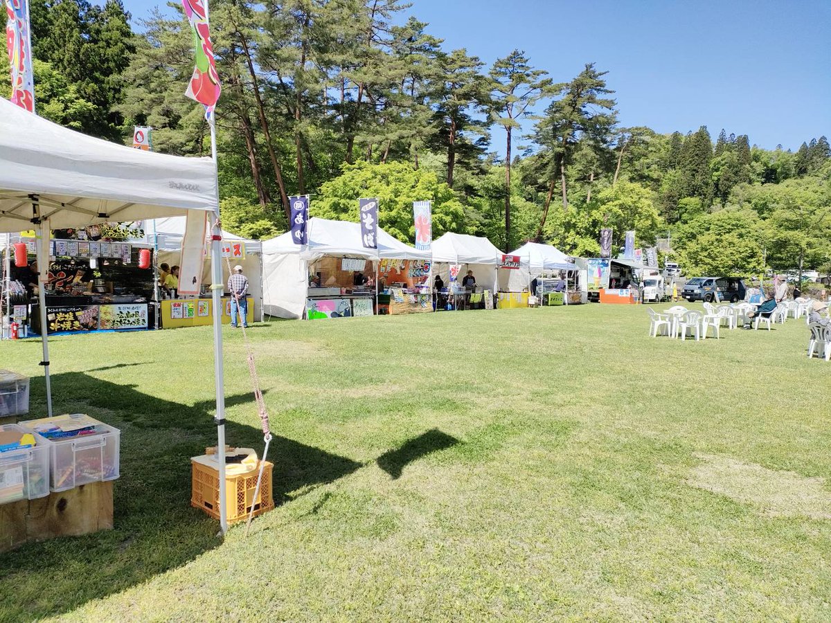 kankohanamaki's tweet photo. ⭐岩手・花巻GWのイベント情報⭐
👉土澤アートクラフトフェア春〈5/3、5/4〉 
👉花巻はらいっぺ天国〈5/2~5/6〉
👉毘沙門まつり・全国泣き相撲大会〈5/4、5/5〉
👉はなまき三社まいり〈~5/6〉

そのほか市内では様々なイベントが開催されます！GWはぜひ花巻へ😊🎶
詳しくは▼
https://t.co/GNBBP5omhv https://t.co/YaFdxhToDf
