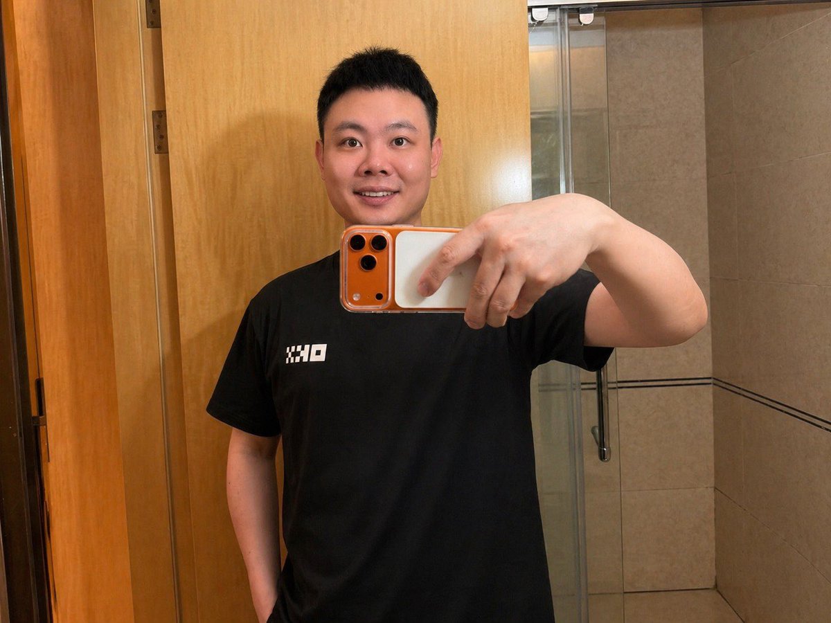 黄周人生 tweet media