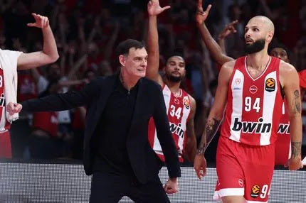 gerasimos7777's tweet photo. Καλημέρα!
#olympiacosbc https://t.co/jImt9qMxcK