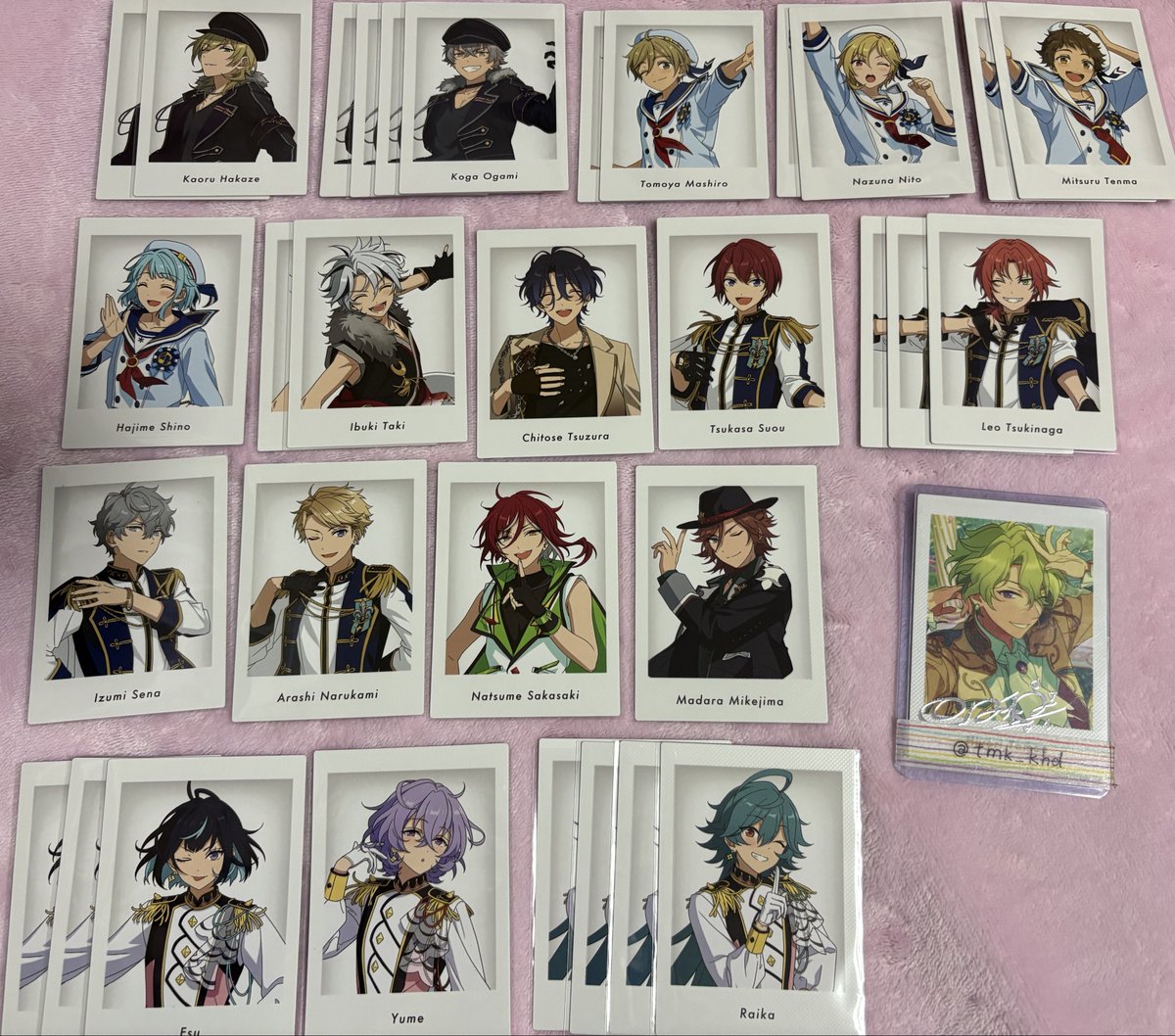 tmk_khd's tweet photo. あんスタ ぱしゃっつ ユニットビジュアルver 特典 交換

【譲】弓弦.スバル.鉄虎.忍.千秋.奏汰.一彩.藍良.マヨイ.巽.茨.ジュン.宗.ひなた.ゆうた.薫.晃牙.友也.なずな.光.創.維吹.チトセ.司.レオ.泉.嵐.夏目.斑.エス.ユメライカ

【求】日和>ニキ>舞珠>真緒.翠

日和かニキを同数以上含む取引のみ https://t.co/zEzdf4qOVZ