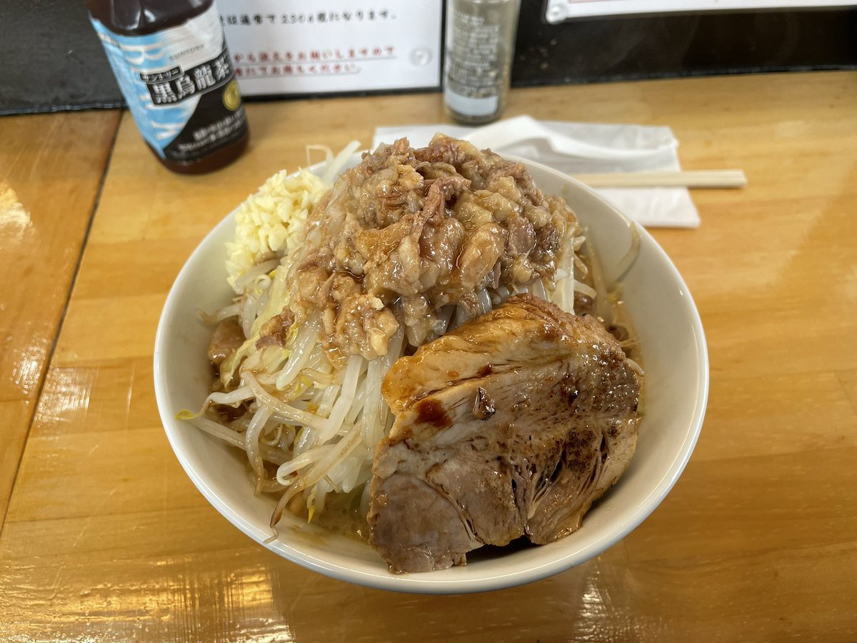 しき@霊季 tweet media
