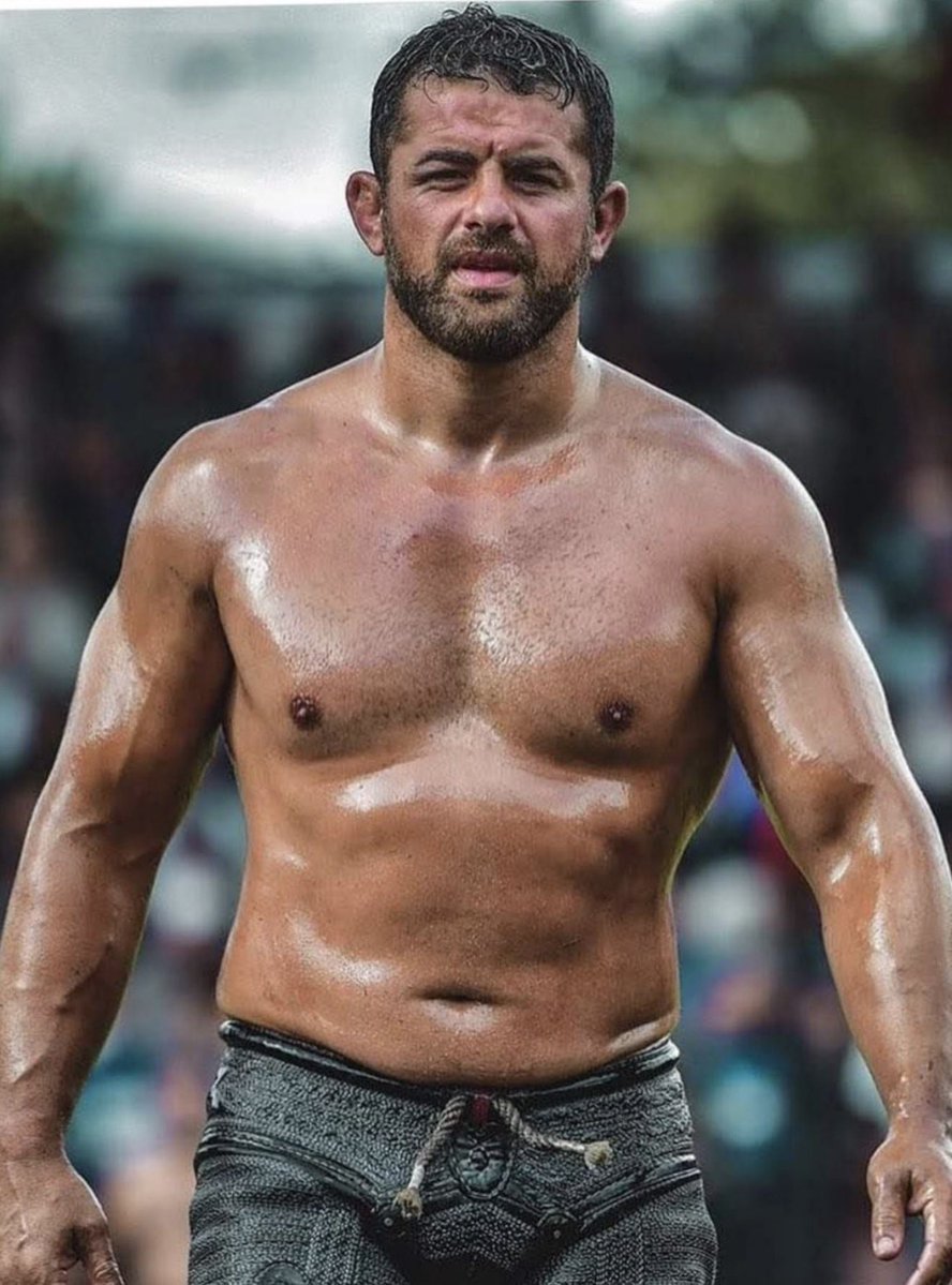 erkanertank's tweet image. #yağlıgüreş #fighter #wrestling