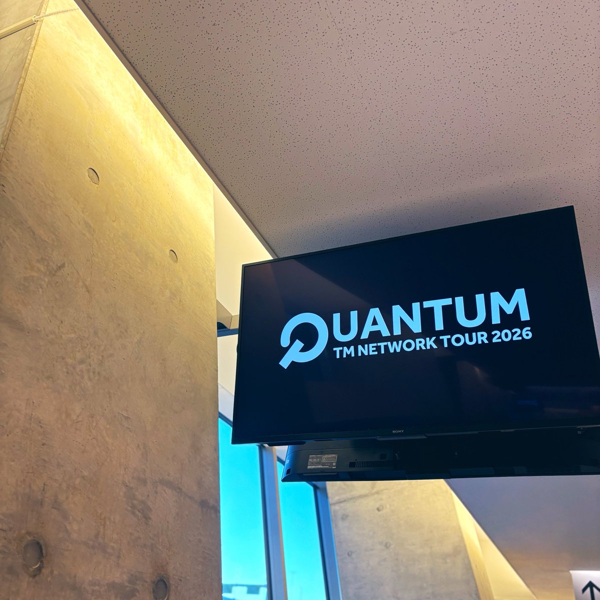 global54's tweet image. ふぁ〜、今回もあっという間〜(　´ᆺ`) 
映画を観ている感覚〜

#TMNETWORK #QUANTIUM