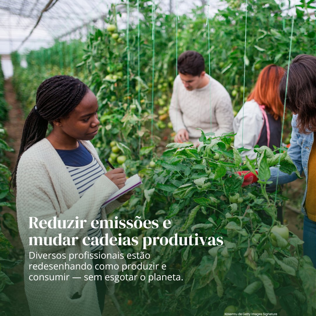 UNEP_pt's tweet image. Neste Dia do #Trabalho, é hora de reconhecer quem já está reconstruindo o futuro — todos os dias.

Da economia circular à regeneração de ecossistemas, milhões de profissionais estão mostrando que cuidar do planeta também é profissão

📘 Descubra mais em bit.ly/sbn-empregos