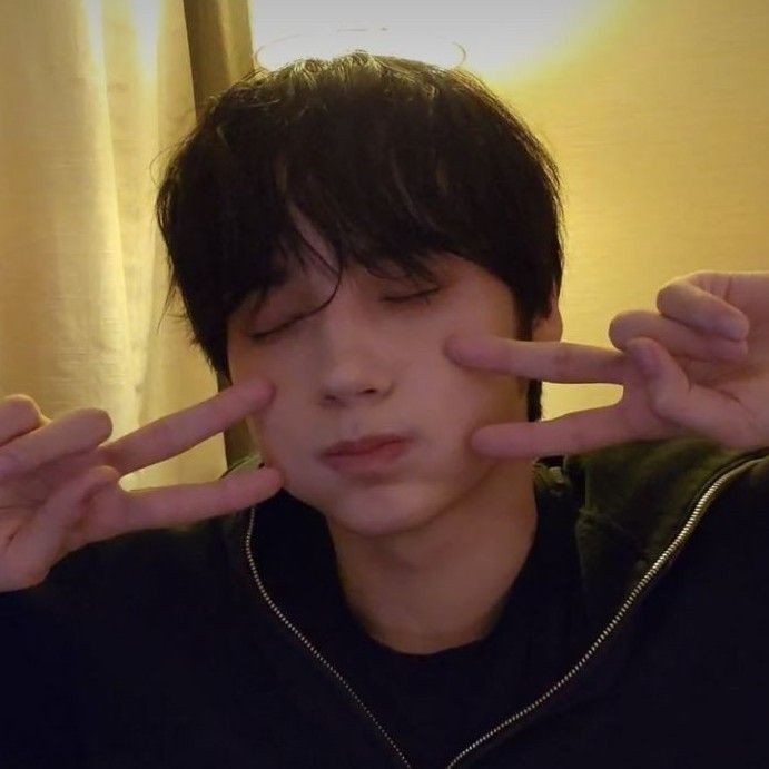 HUENINGKAI SENPAI tweet media