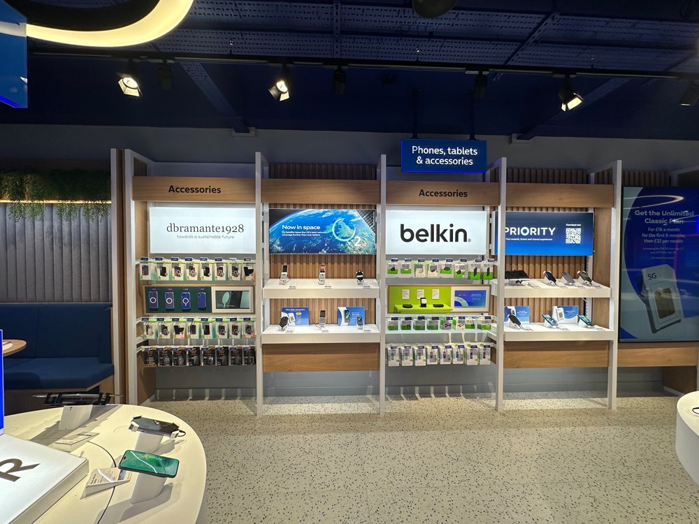 A1RetailMag's tweet image. Virgin Media O2 opens new experiential store at Liverpool ONE. Find out more ➡️ a1retailmagazine.com/latest-news/vi… #retail #retailnews #mobile #retailer #newstore