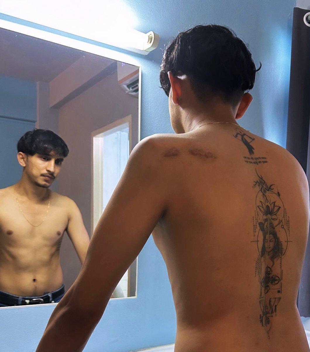 FCarun10's tweet image. เห็นหน้าเธอแล้วเพลีย คนเหี้ยไรน่าเลียชิปหายย 🤣😁🤭🤪 #ภูเก็ต #phuket #single  💙😘