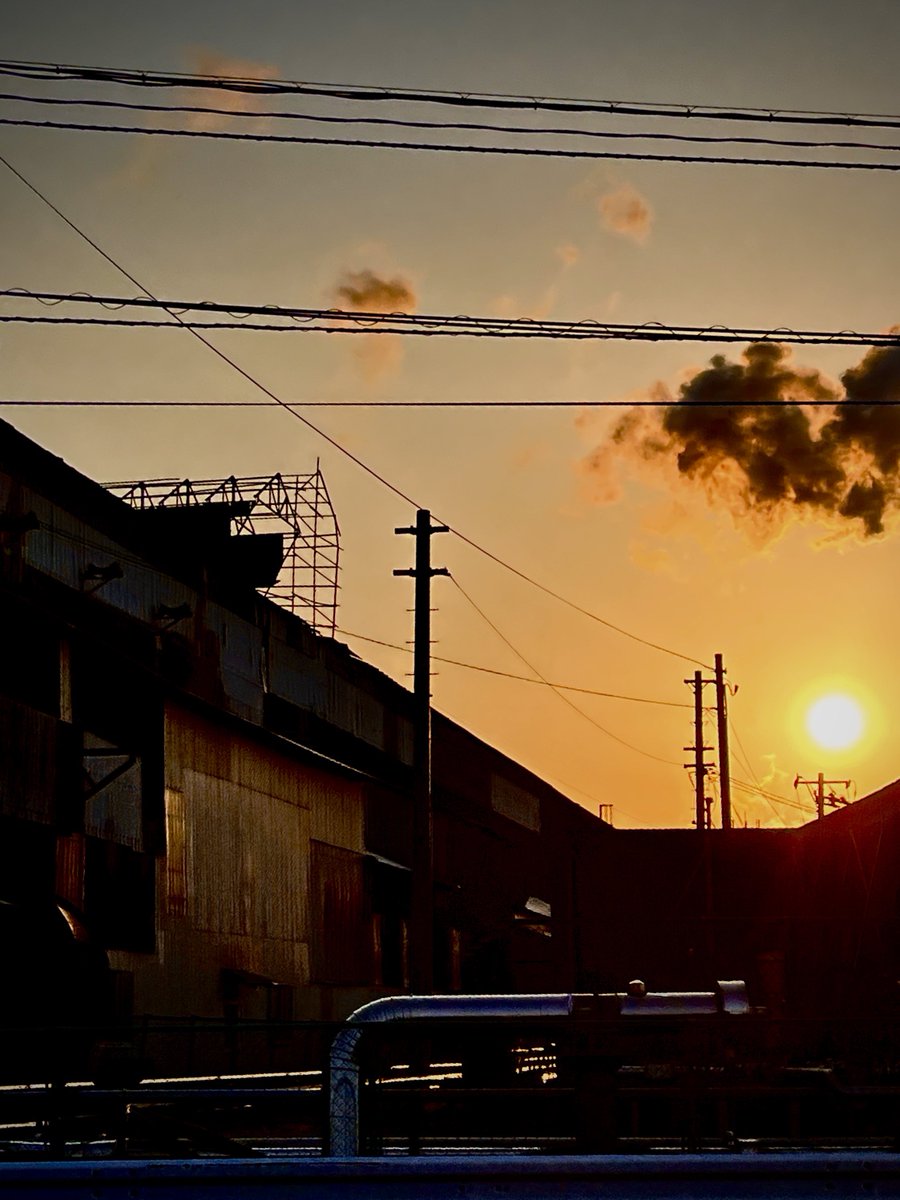 0usatomo's tweet image. 今日も一日お疲れ様です😌

#写真好きな人と繋がりたい
#sunset