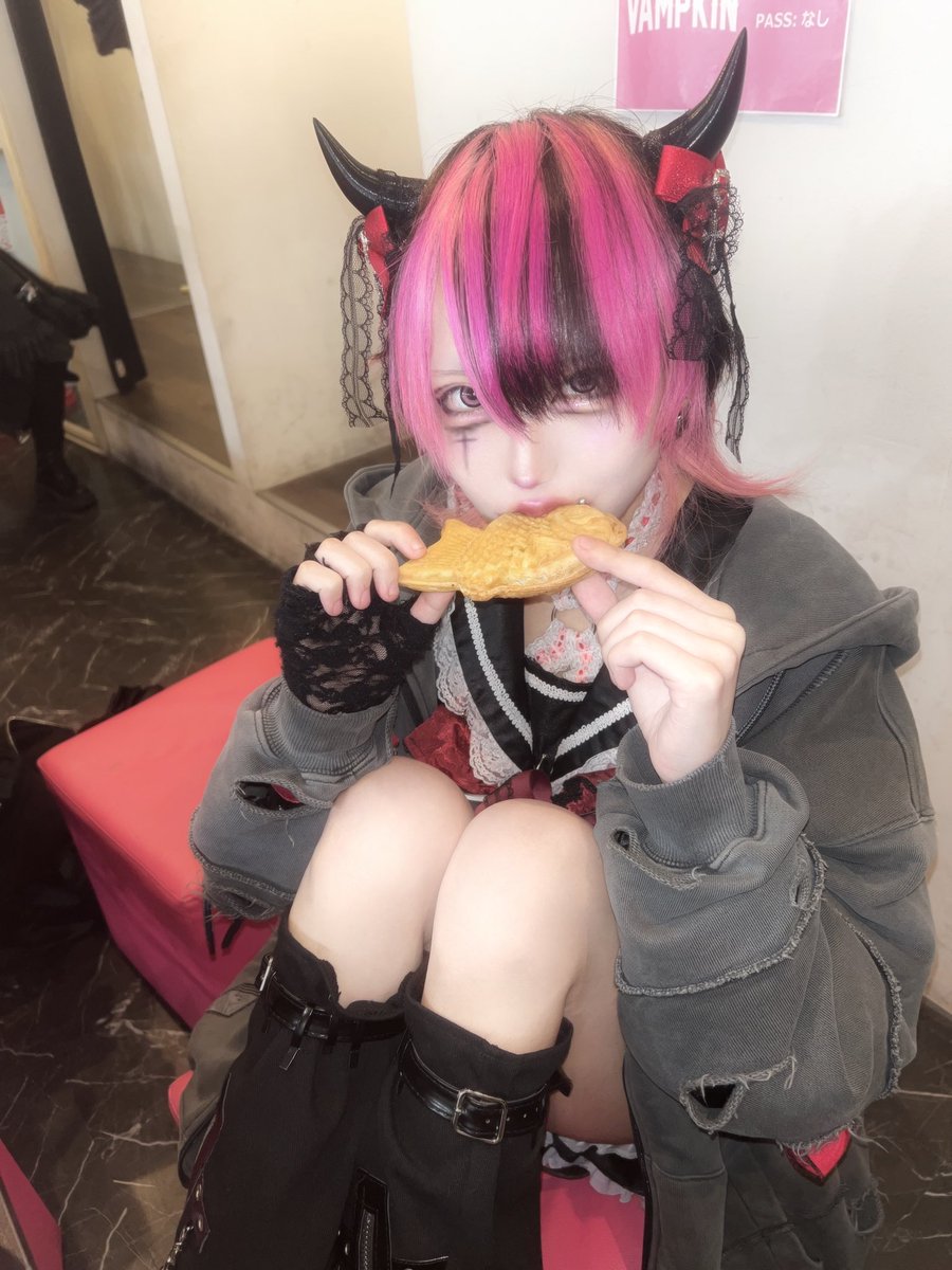 柘榴呂めむ【毒彩シンシャ】 tweet media