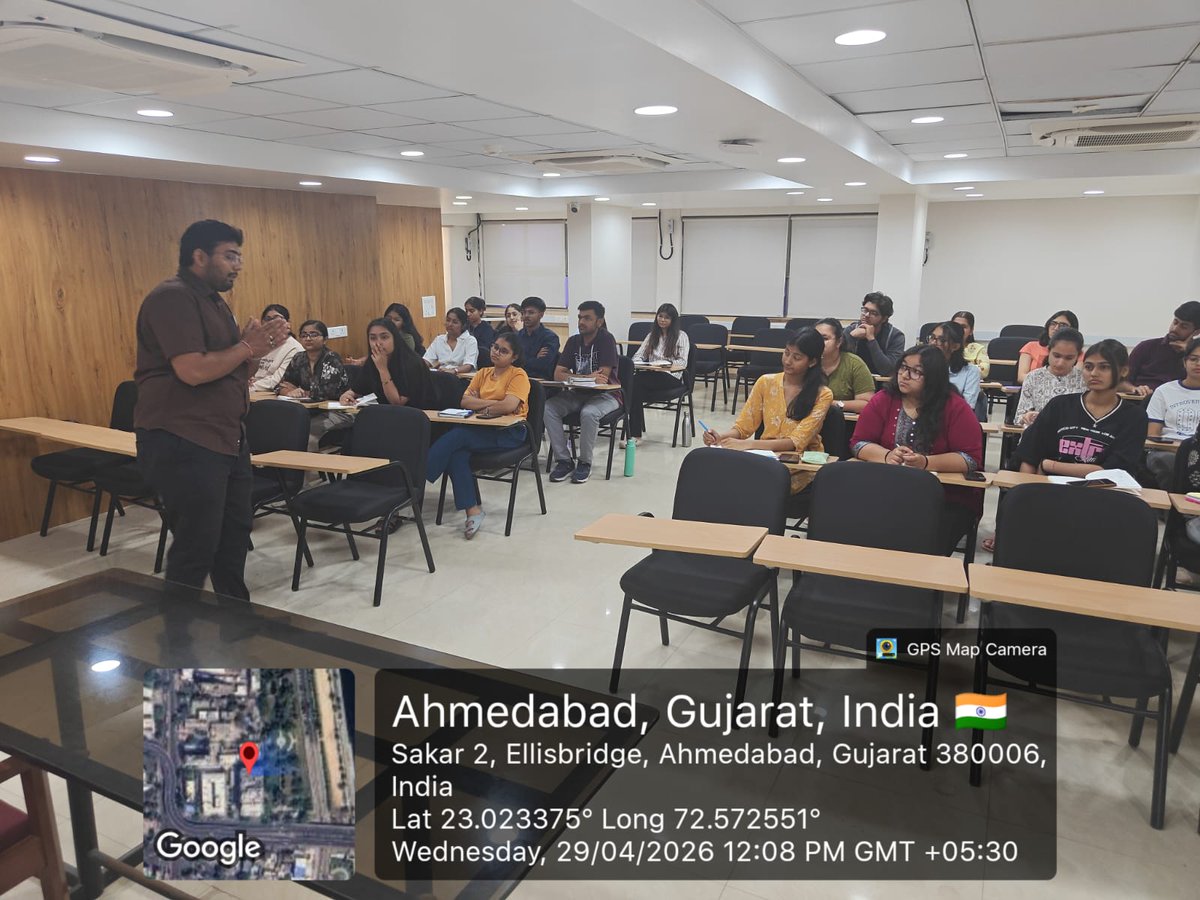 cerc_eiacp's tweet image. On 29 April 2026, Dr. Neel Talati delivered an engaging lecture at the CERC Office for a group of 30 law interns, focusing on the principles and objectives of Mission LiFE . The session emphasized the importance of adopting sustainable lifestyles, responsible consumption.
