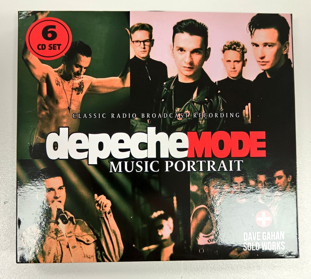 Polewka123's tweet image. Just arrived. 6 CDs of heavily pirated material! 

#DepecheMode