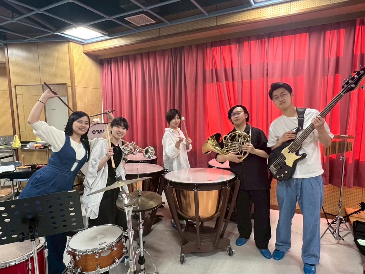 ensemble_union's tweet photo. いよいよ当団の結成記念演奏会が【明日】となりました！！

メンバー集めから曲選びから全てをゼロから立ち上げ、
メンバー皆で試行錯誤しながらも走り抜けてきました✨️

老若男女が楽しめる演奏会にして行きますので
是非GWのスタートダッシュにいかがでしょうか？
春日部にてお待ちしております！ https://t.co/TwcEhY2kg1