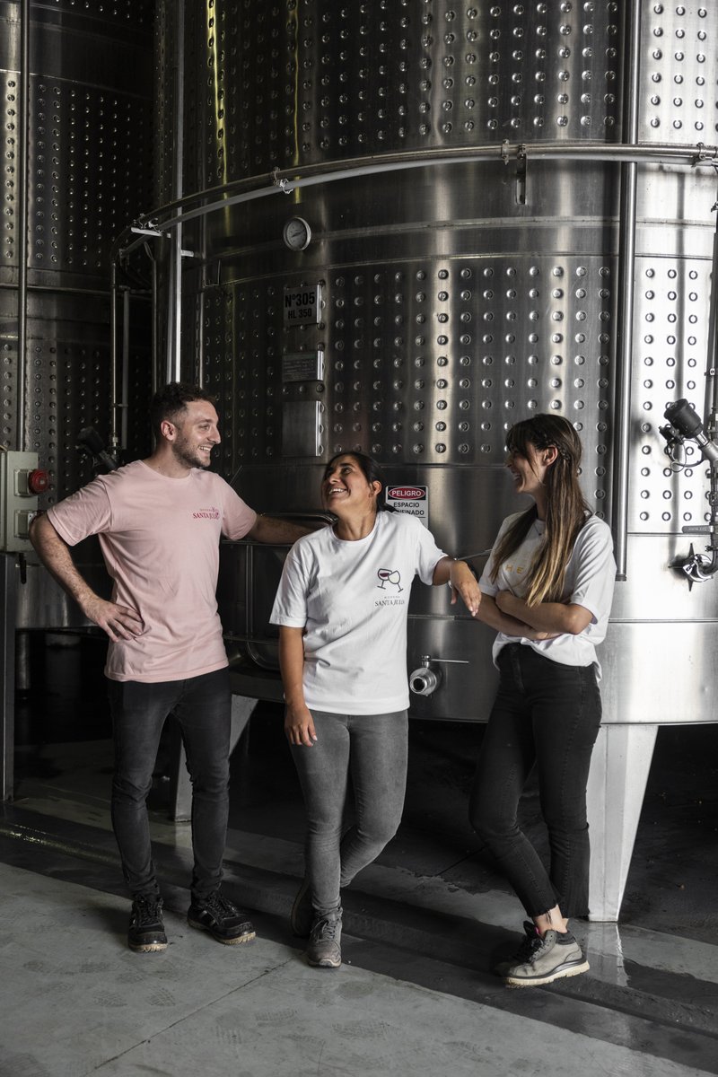 SantaJuliaARG's tweet photo. A quienes día a día demuestran por qué no les da lo mismo. A nuestro gran equipo: ¡feliz día! https://t.co/TzNbGlP9n6