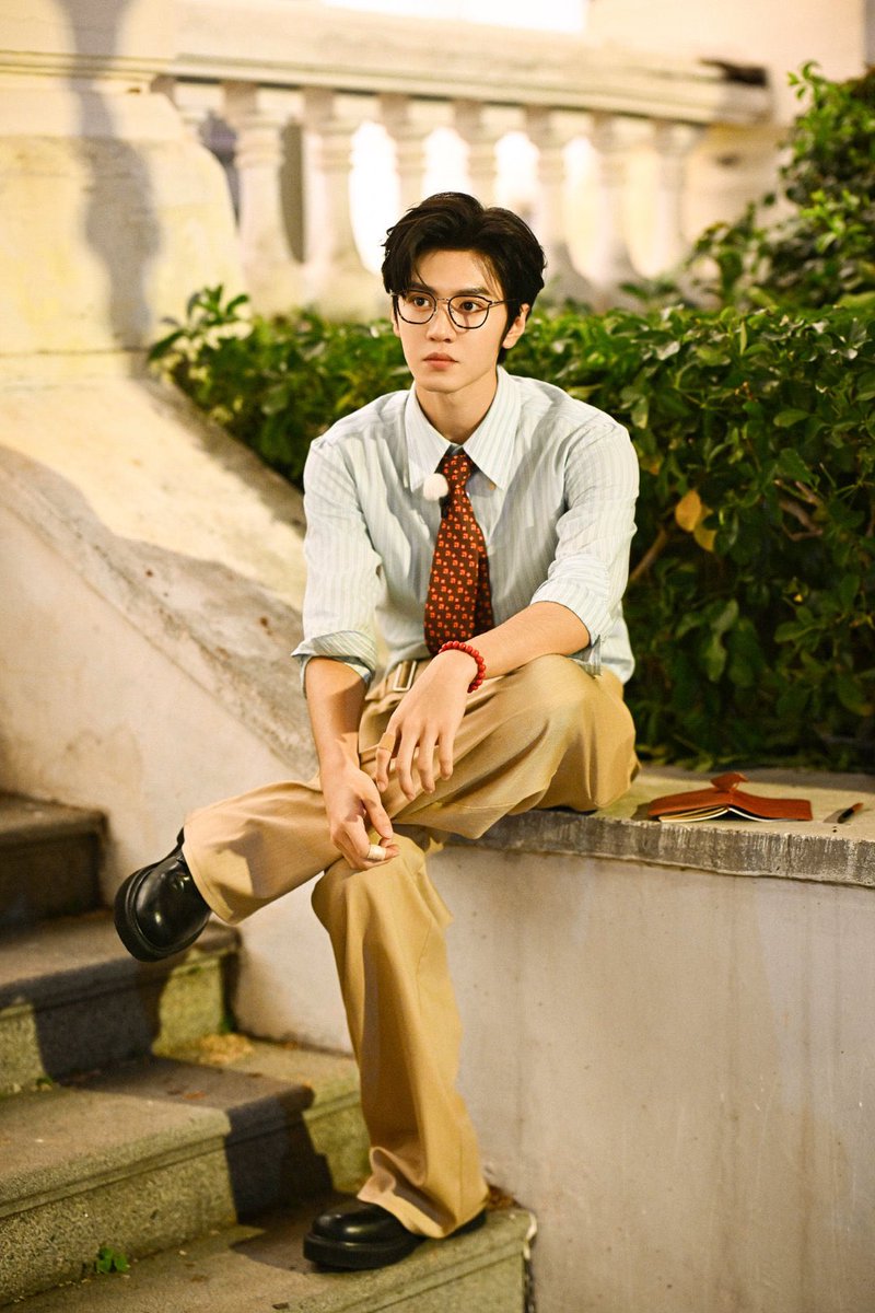 czy1029scorpio's tweet photo. 050126 : Yuan Studio weibo update [ 3/3 ]

 “ A new storm has arrived. Is it genuine protection or a hidden scheme? ”

📌 Zheyuan’s studio shared photos for < Keep Running > variety show 

#ChenZheyuan #陈哲远 https://t.co/krba5FDB5g