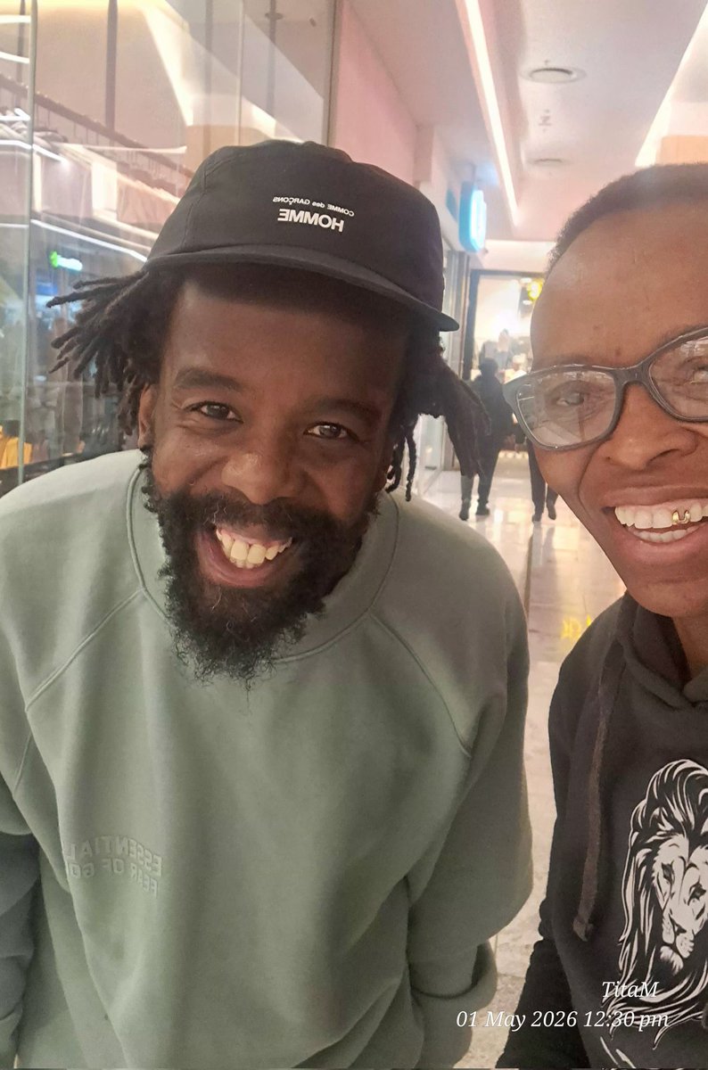 TitaMcunukelwa's tweet photo. bad weather alert!!!
@dmandisi suggests that we DNS 🤣🤣
#RacePackCollection
#FalseBay50
#UltraMarathon
#Running https://t.co/8ys9xKBURD