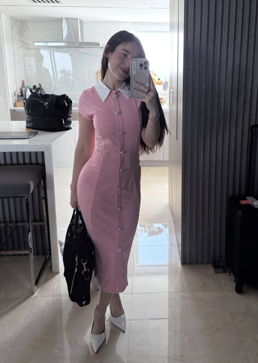 Angievarona tweet media