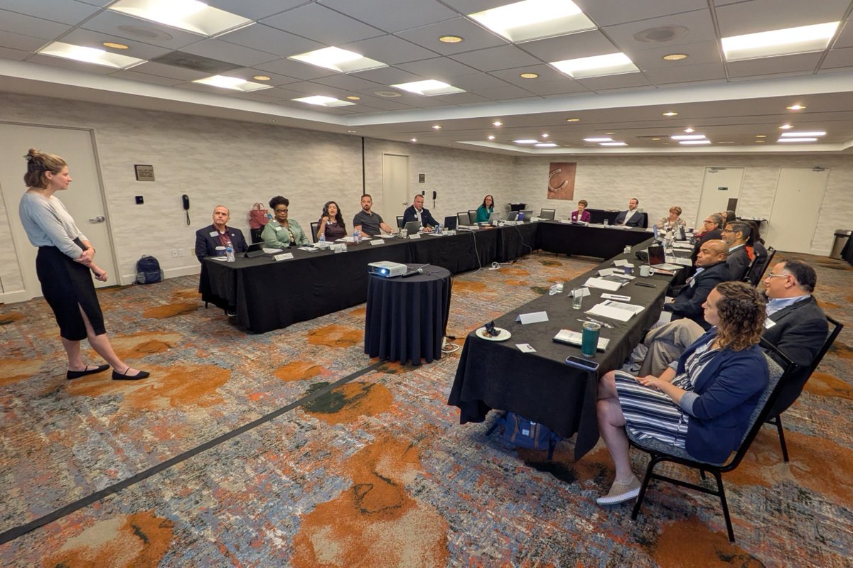 onestarfdn's tweet photo. Grateful to our OneStar board for a productive and engaging meeting yesterday! We reflected on impact, approved Rebuild Texas Fund grants, and discussed the future of national service and volunteerism. Your leadership helps strengthen communities across Texas! 💙 https://t.co/5KQQ0ZOS9l