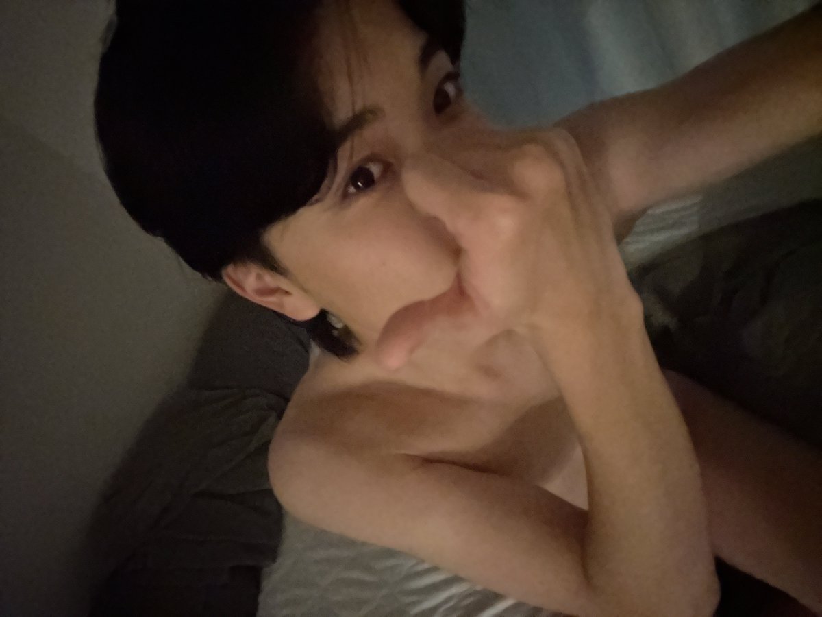 noa_1012_5's tweet photo. 微エロ投稿【時限】 RT待ってます🥺 https://t.co/PJeGpKc73B