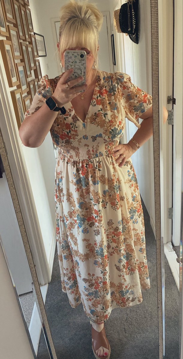 Ćh💋ryl 👩🏼👗 tweet media