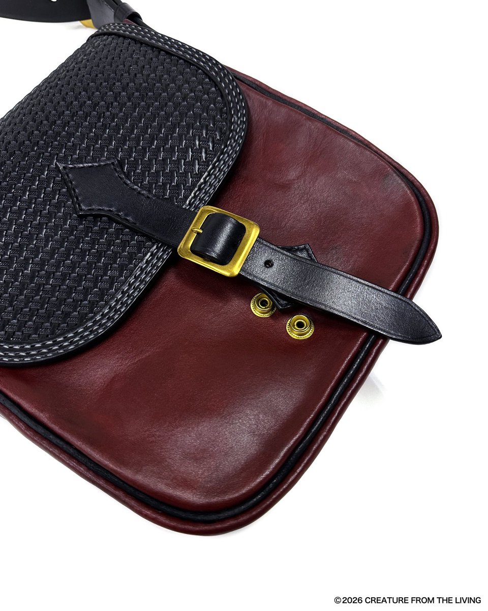 greed_store's tweet image. 【1点のみ!!】

#creaturefromtheliving 

●「BLACK DiAMOND」Leather Shoulder Bag 3!!

フラップにバスケットスタンプを施し、 フロントストラップ・バックルに貴重な 70年代デッドストック「NORTH &amp;amp; JUDD」を使用!! シリーズ最高峰の作品!!

◎ご購入はコチラ
greedxxx.shop-pro.jp/?pid=188008668