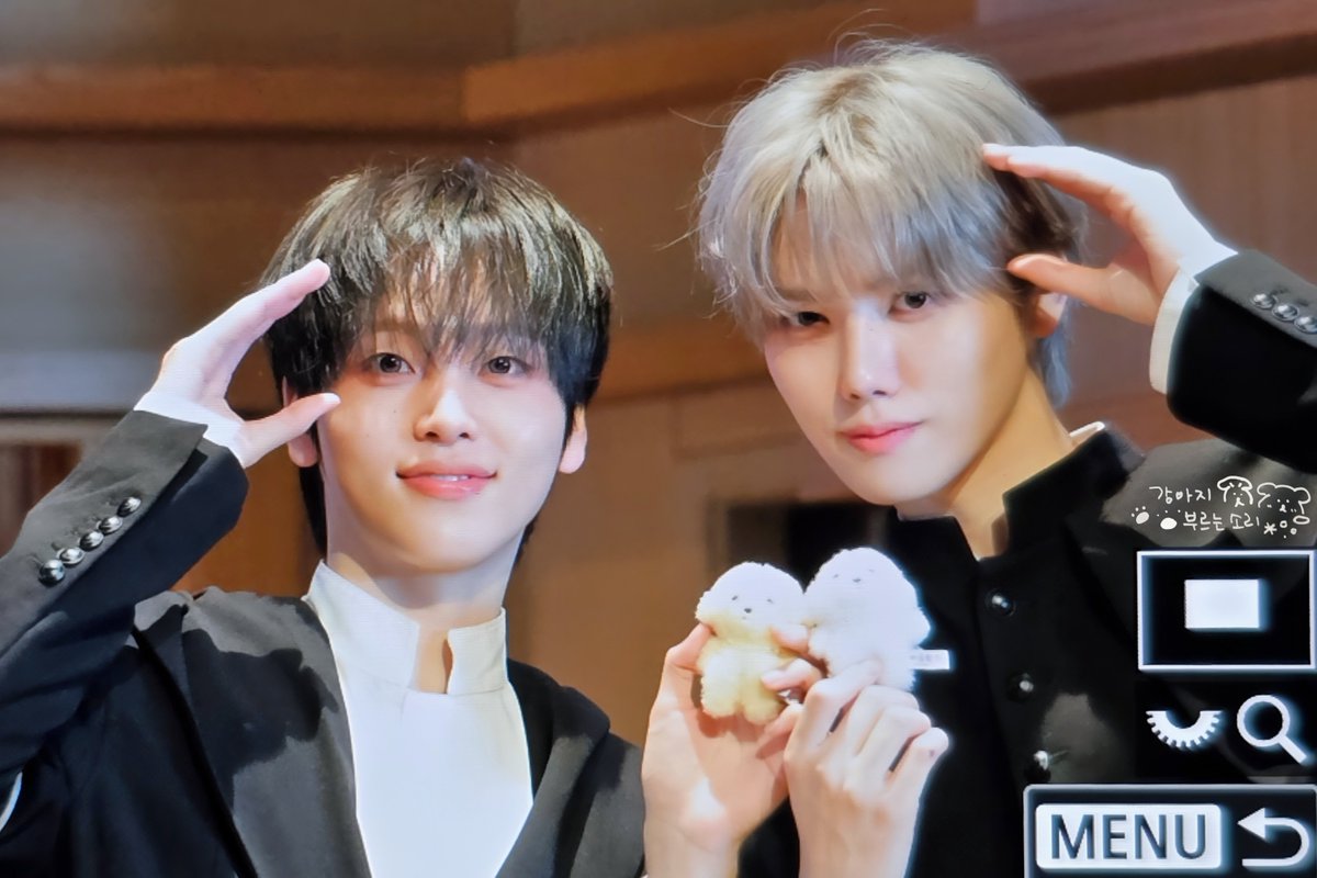 1130H0311's tweet photo. 260501 애플뮤직

우리 강아지들🐾💞💞

#크래비티 #CRAVITY #강쥐즈
#민희 #MINHEE #형준 #HYEONGJUN https://t.co/V1xqsrZBlY