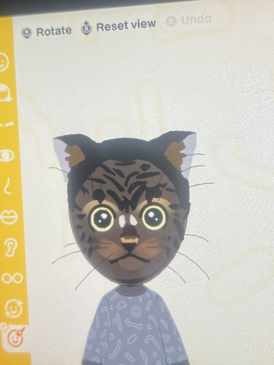 clovee69's tweet photo. Everyone’s being mean to me about my cat I made in tomadachi life :((((( https://t.co/TqiGkBLHz2