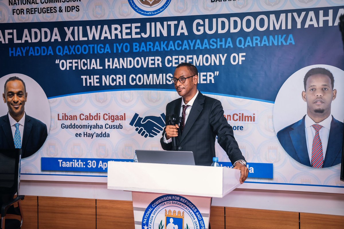 AbdullahAdanAbd's tweet photo. Yesterday was the ceremony of the handover of commissioner  ,
Mr Liban Abdi Egal officially assumed office as the our new Commissioner of NCRI.The ceremony was officiated by the Deputy Minister of Interior, @AHakimAshkir, and attended by Mps, PS of  opm and representatives @UNHCR https://t.co/IVTbBtmrNH