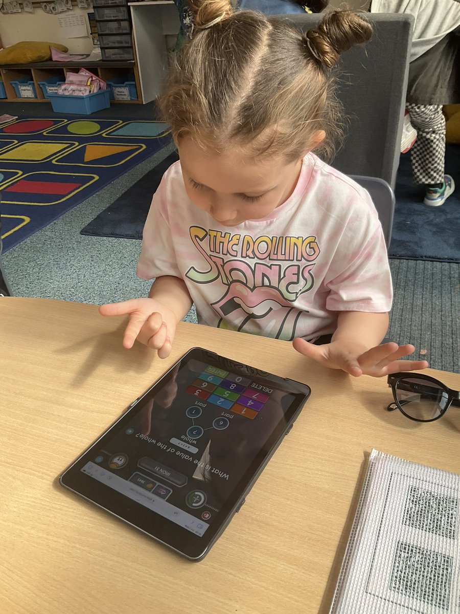 AbbeyPrimary's tweet image. #rec are having lots of fun logging into Numbots and playing maths games. #maths #numbots