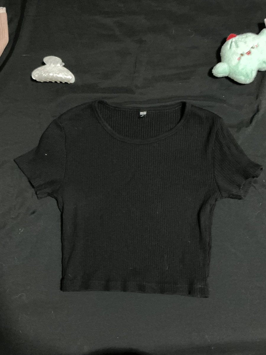 Bixmaw's tweet photo. 4. ครอบสีดำH&amp;M ยืดได้ถึง40 เอาไป50฿ https://t.co/uQj4JHxWvD