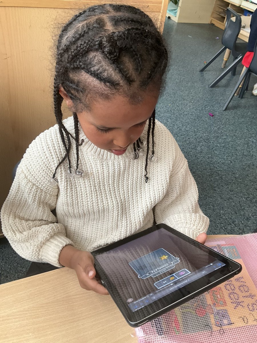 AbbeyPrimary's tweet image. #rec are having lots of fun logging into Numbots and playing maths games. #maths #numbots