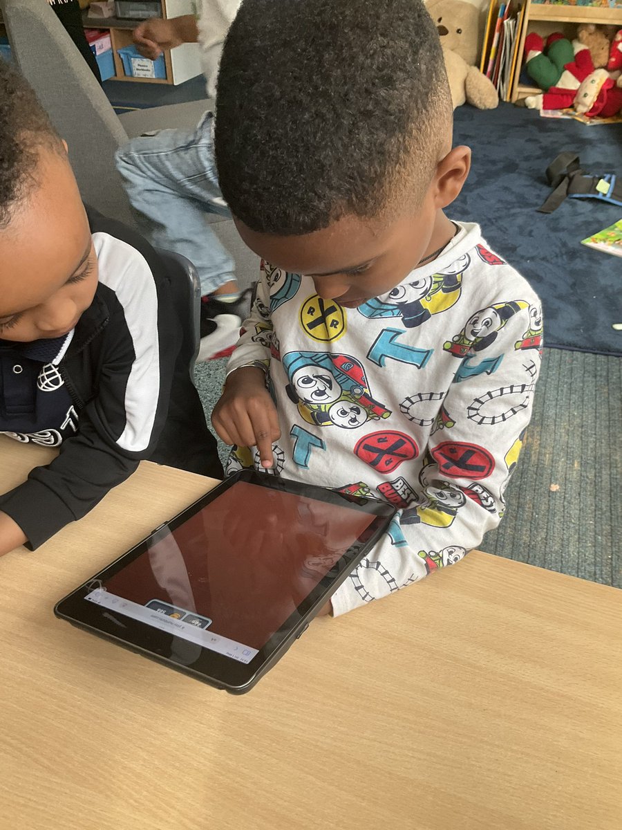 AbbeyPrimary's tweet image. #rec are having lots of fun logging into Numbots and playing maths games. #maths #numbots