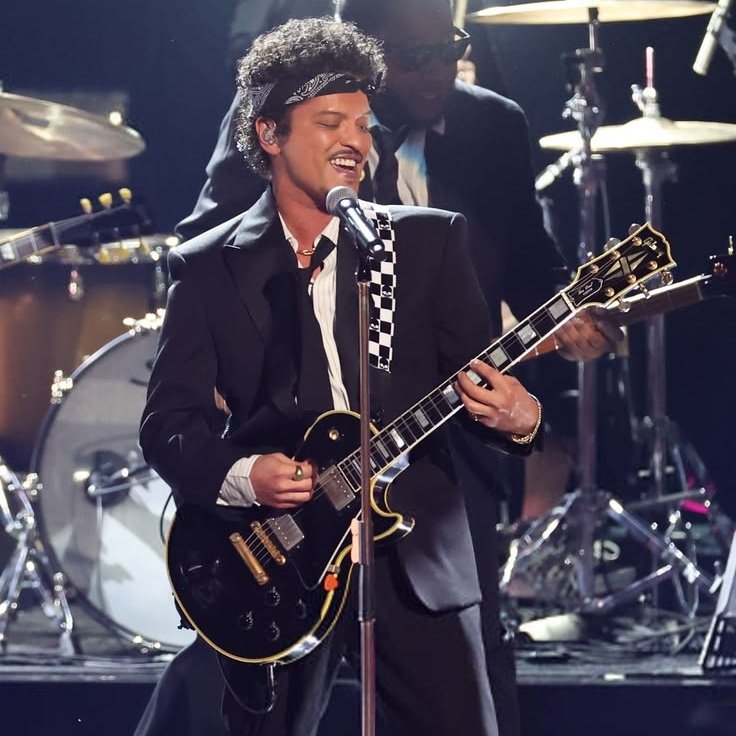 acervo bruno mars tweet media
