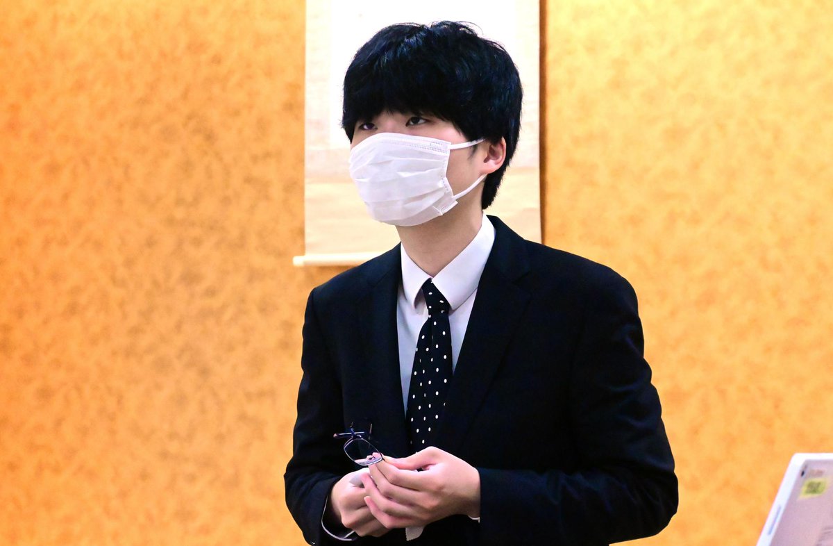 「動ける形を目指した」藤本七段が受けの決め手▲５六桂で白星、際どくバランスを保った井田五段の粘りを振り切る＜４組・藤本渚七段－井田明宏五段＞