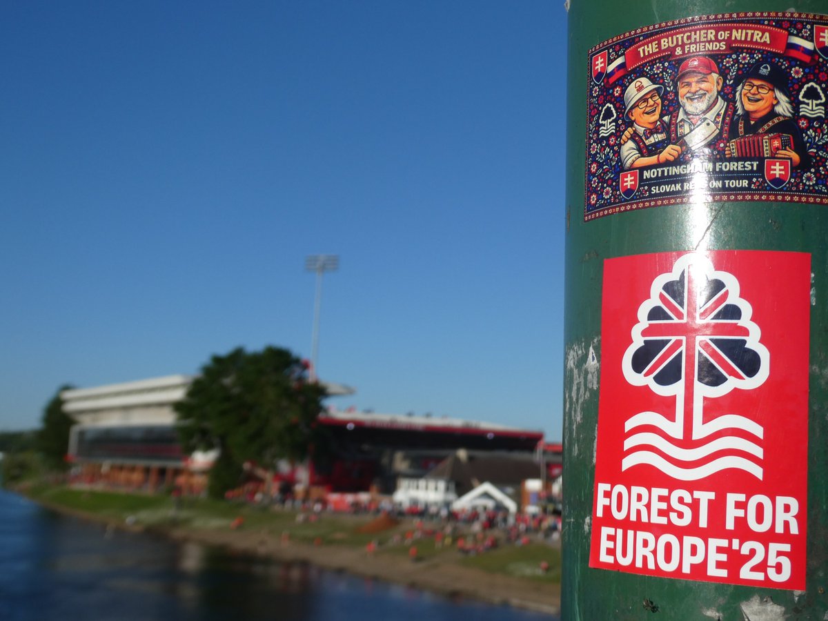 IanMurrayHall's tweet photo. [2/5] 20 photos (in 5 batches of 4) from a special night at the WFCG | #nffc 1 v 0 Villa in the @EuropaLeague SF 1st leg | "Always to be here" https://t.co/6mleTKCZp6