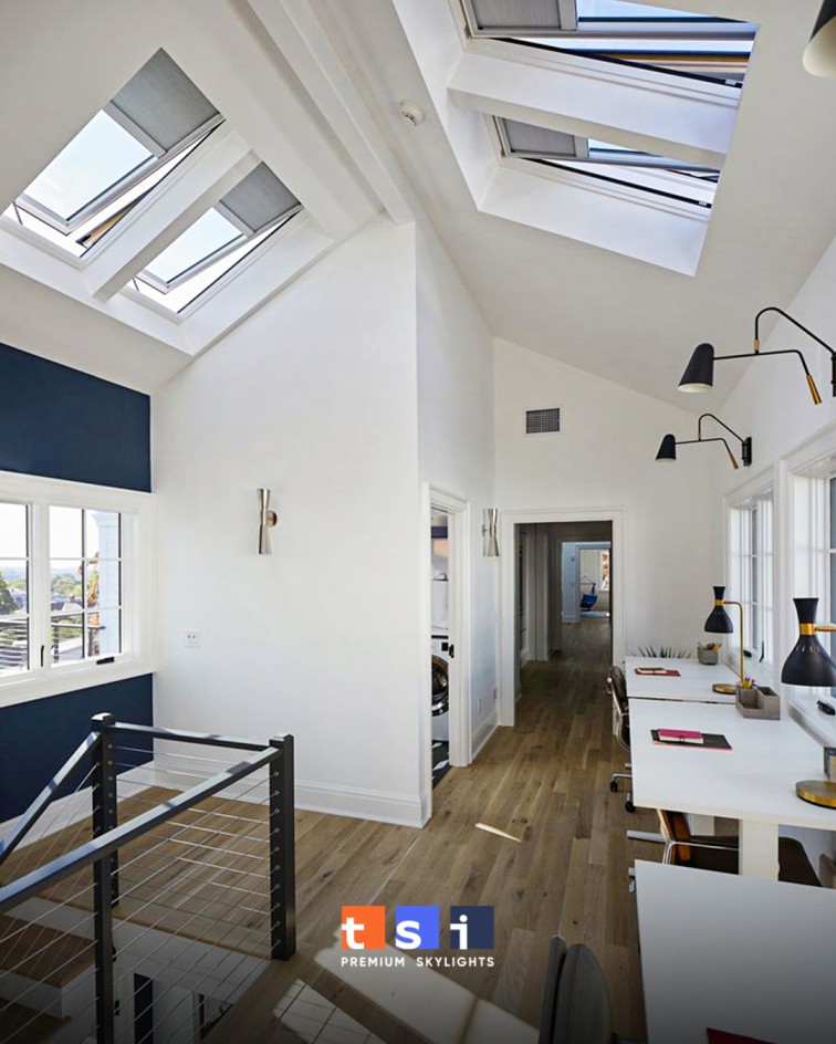 torontoskylight's tweet image. Brighten your Toronto home with expert skylight installation! ☀️ 

Enhance natural light in your kitchen, living area, or hallway for a more open, comfortable space.

📲416-365-7557
🔗torontoskylightinstallers.ca

#Toronto #Skylight #HomeImprovement #NaturalLight #GTA