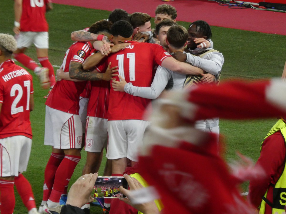 IanMurrayHall's tweet photo. [5/5] 20 photos (in 5 batches of 4) from a special night at the WFCG | #nffc 1 v 0 Villa in the @EuropaLeague SF 1st leg | (i) up steps Woody; (ii) goal imminent (iii) celebrations; (iv) 90 minutes done - 90 minutes to go next week #coyr https://t.co/3OVn9XpSnb