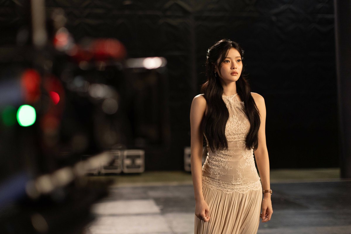 Fourteenchannel tweet media