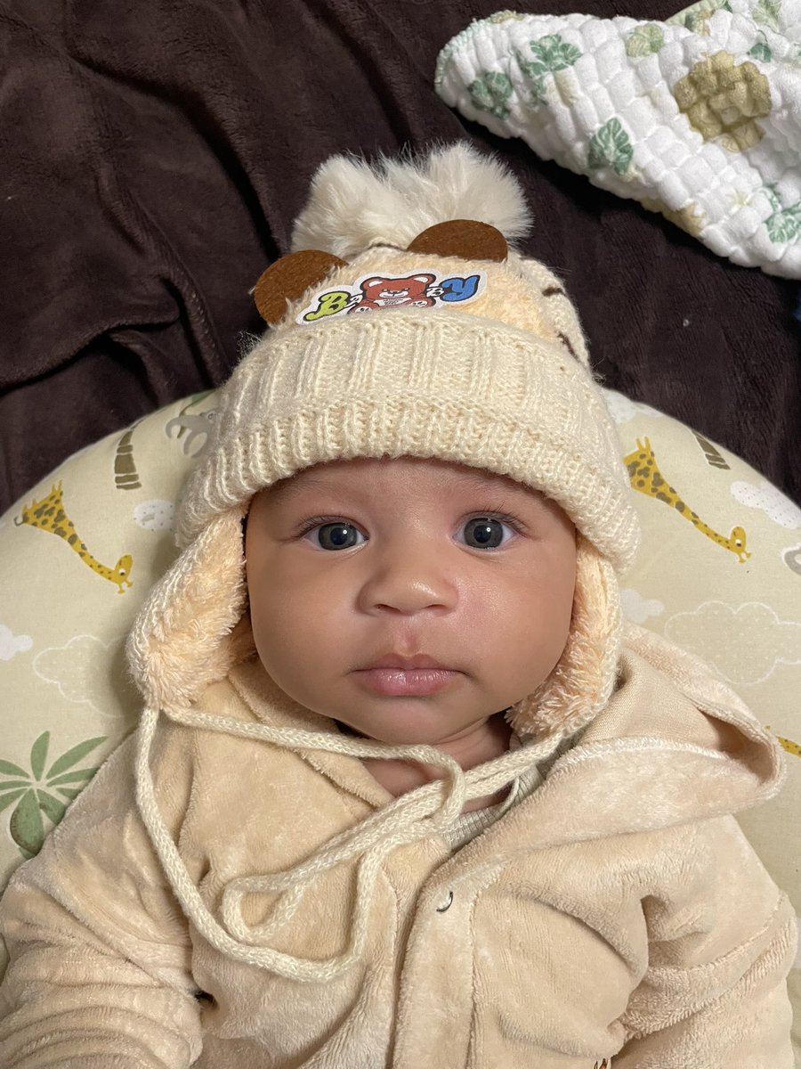 Pensem num pretinho lindo…. Ai multipliquem por 100000
Mesmo fazendo isso n chega nem perto da beleza do meu pretinho🥹🤎
Amo amo amo meu nene