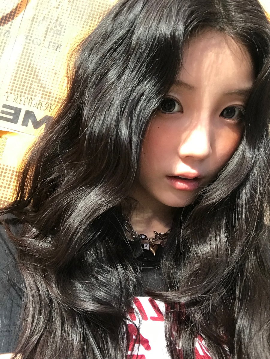 ILLIT WEVERSE tweet media