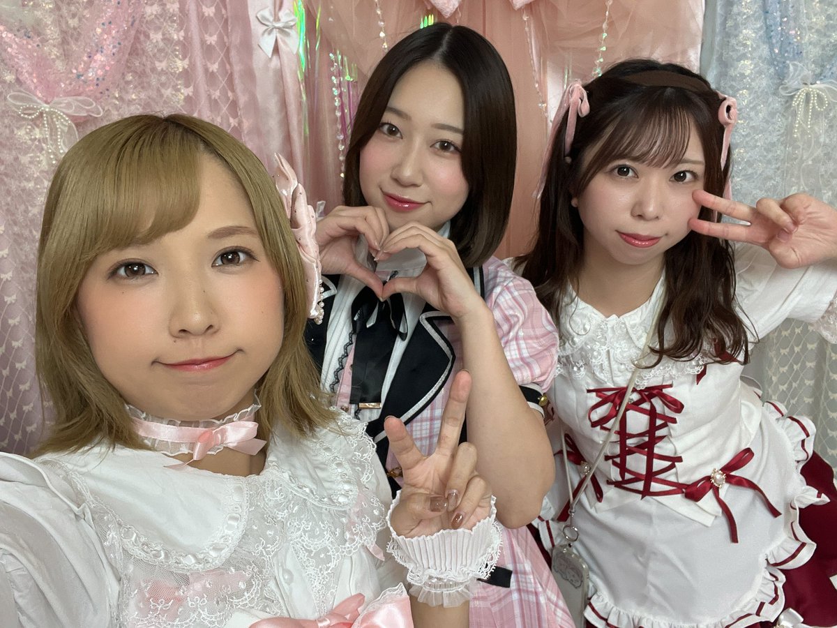 頭のリボンこれと変えましたぁ直で見に来てねぇ(՞⸝⸝ɞ̴̶̷ ·̫