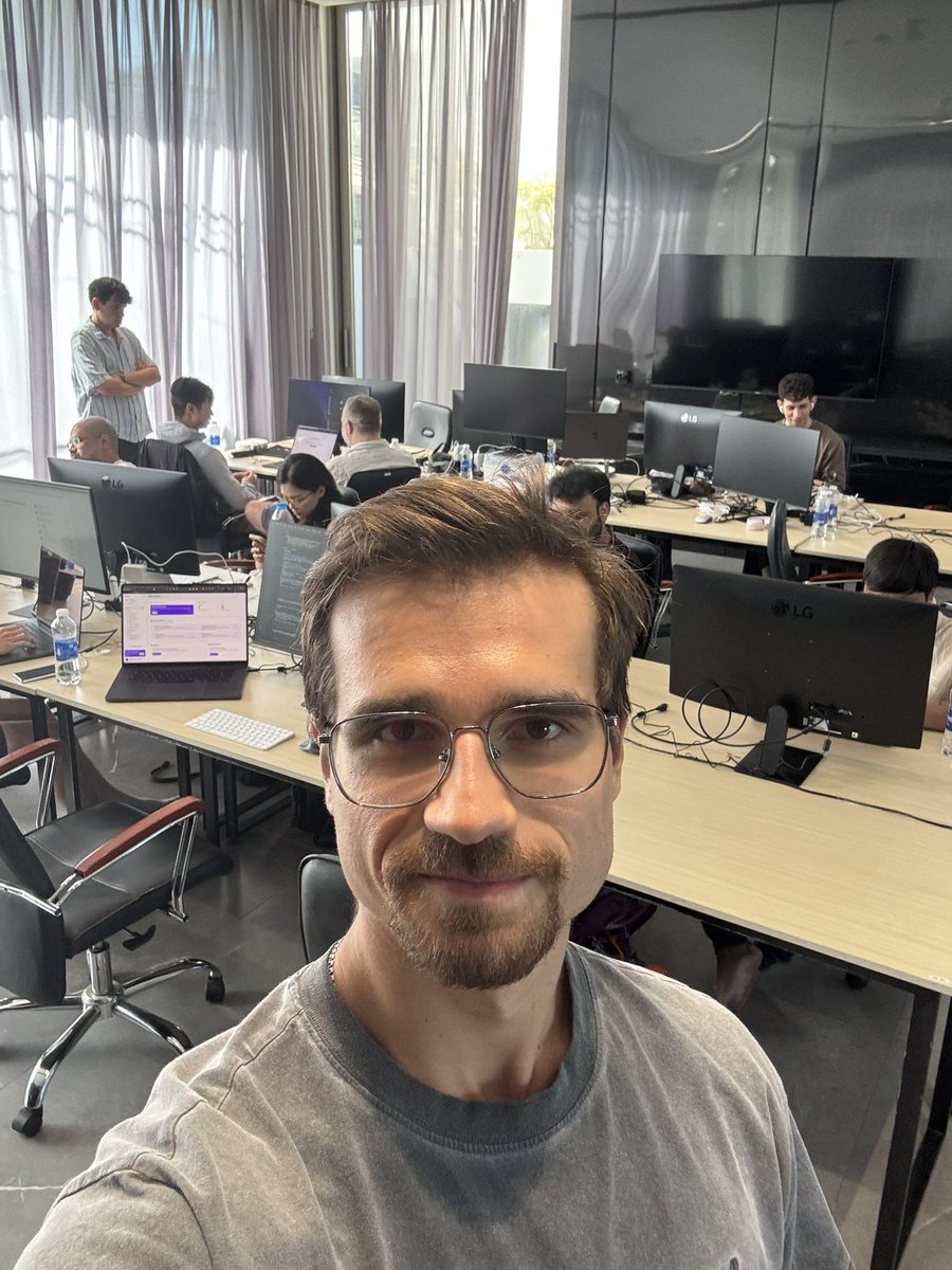 Eugene Zolotarenko tweet media
