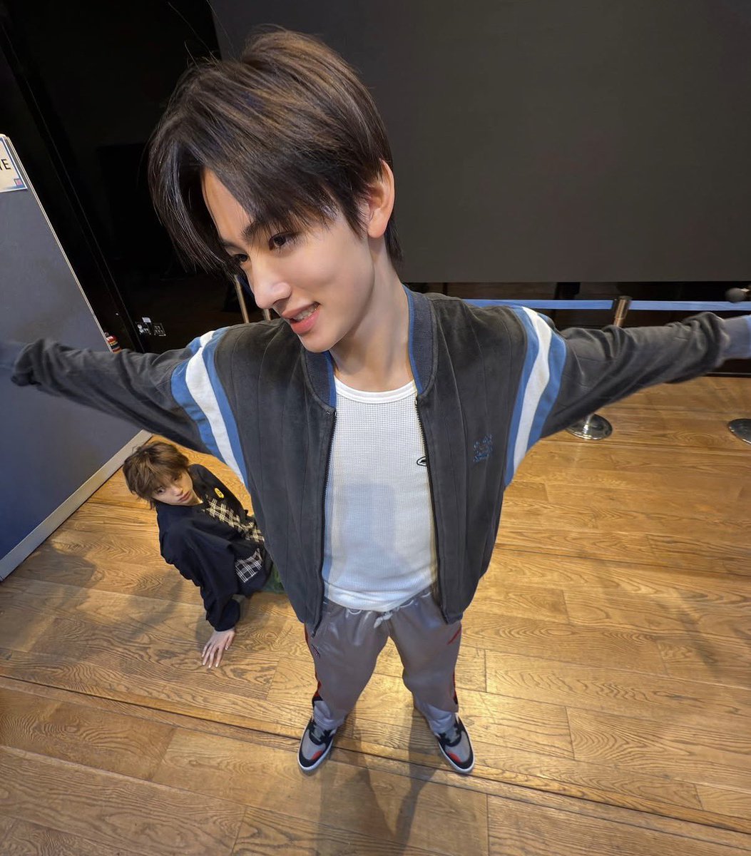미두 tweet media