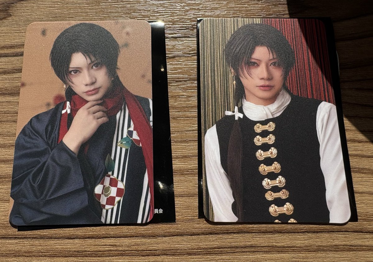 manapi66638's tweet photo. @memomemo050755 はじめまして。
検索から失礼致します。
当方、こちら(写真1枚目)を所持しております。はる様の写真2枚目に丸つけさせて頂いているものと交換していただくことは可能でしょうか？ https://t.co/khcc6wxFCN